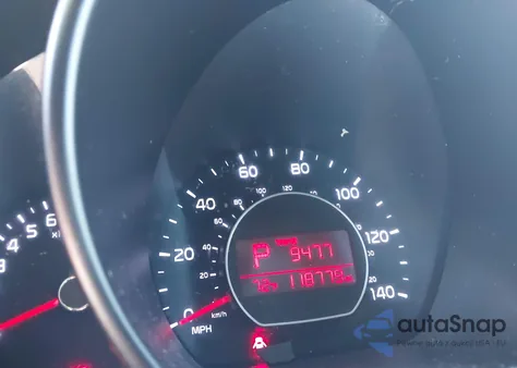 2018 Kia Soul z USA, uszkodzony, nr VIN KNDJN2A22J7542632